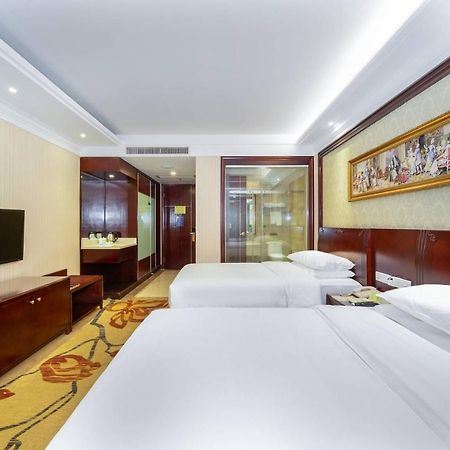 Vienna Hotel Dongguan Houjie Exhibition Center Esterno foto