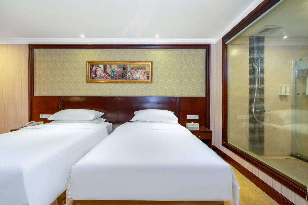 Vienna Hotel Dongguan Houjie Exhibition Center Esterno foto